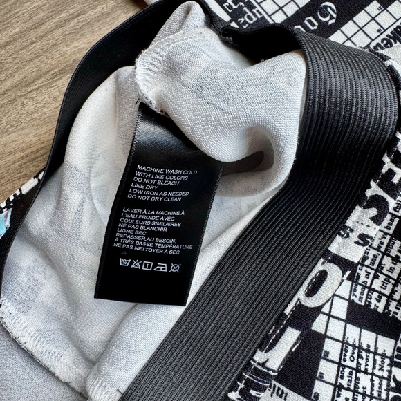 UO Urban Outfitters Newspaper Print Flare Black & White Pants | Retro Y2K Size M - Picture 5 of 11